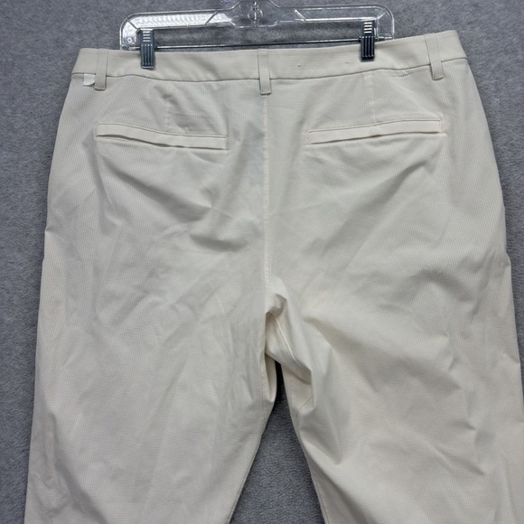 Lululemon Pants Mens 40x30 Cream Ripstop Relaxed Fit Performance Active Golf - Picture 6 of 13